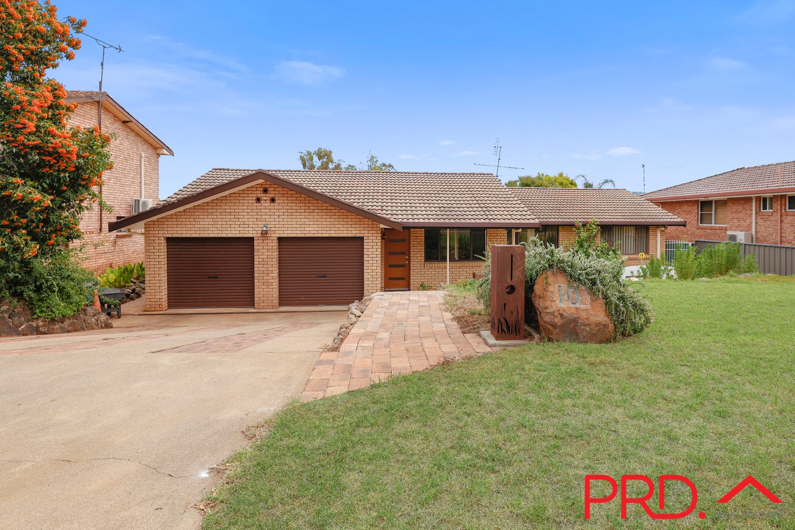 10 Peregrine Avenue TAMWORTH 1