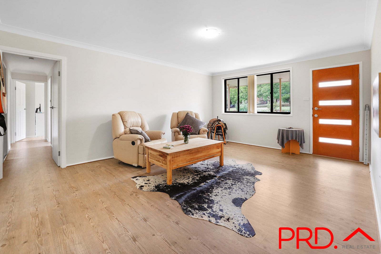 10 Peregrine Avenue TAMWORTH 2
