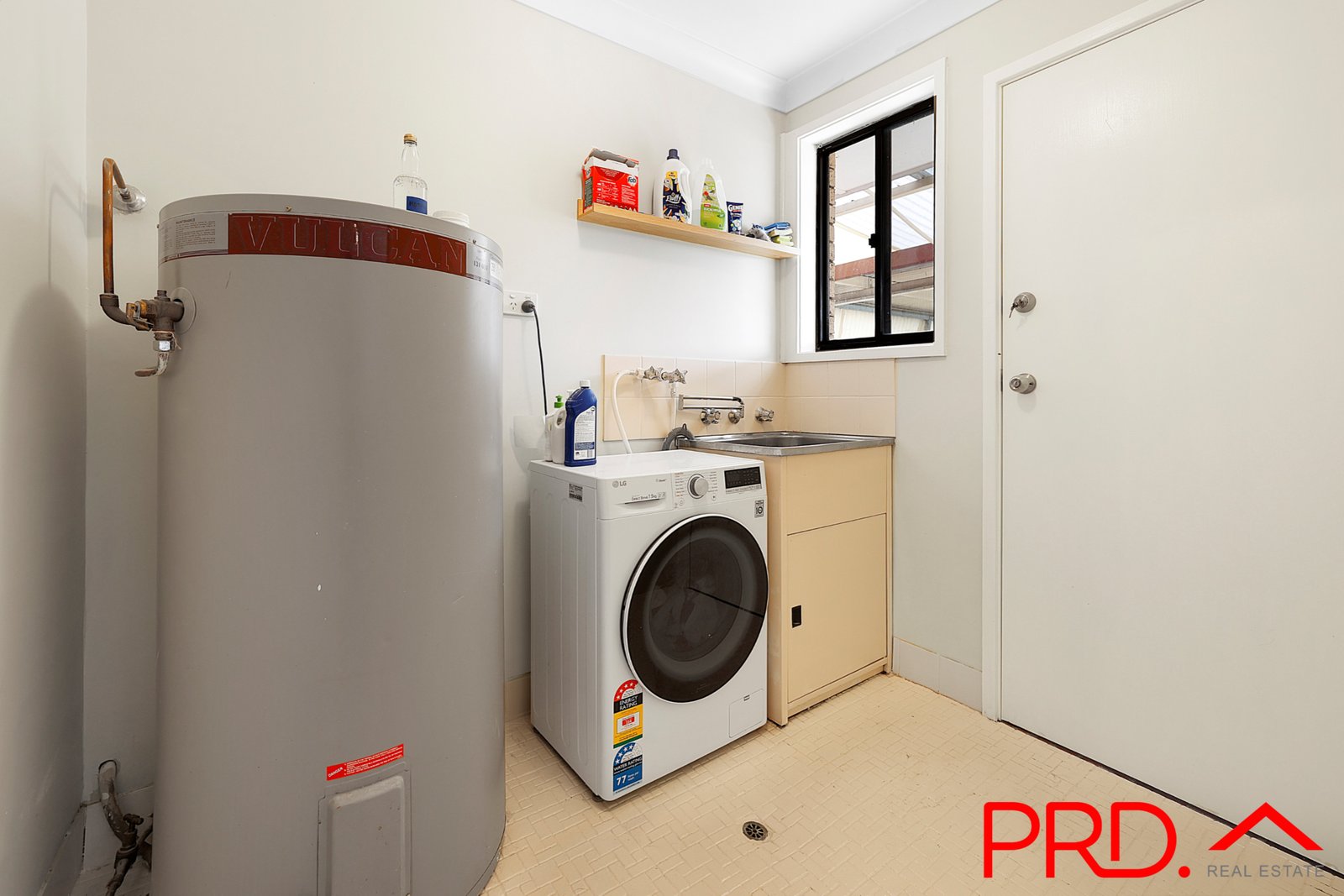 10 Peregrine Avenue TAMWORTH 13