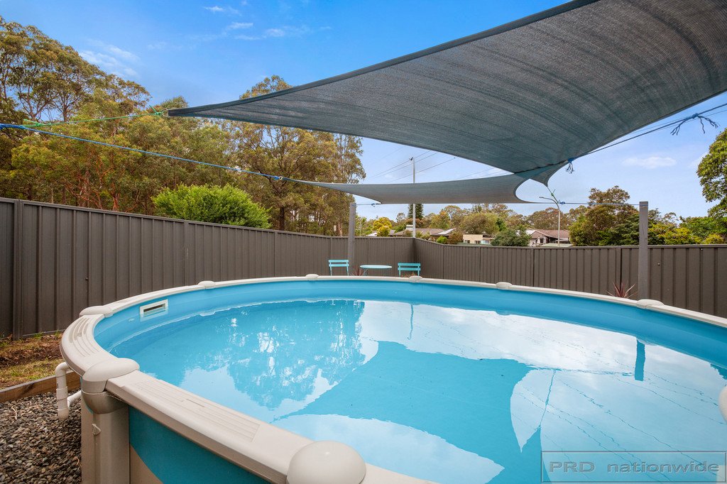 10 Petrie Close THORNTON 18