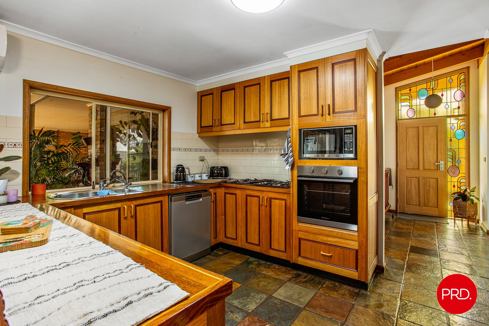 10 Phillis Street KANGAROO FLAT 6
