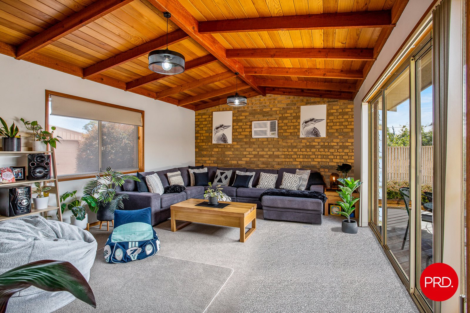 10 Phillis Street KANGAROO FLAT 9