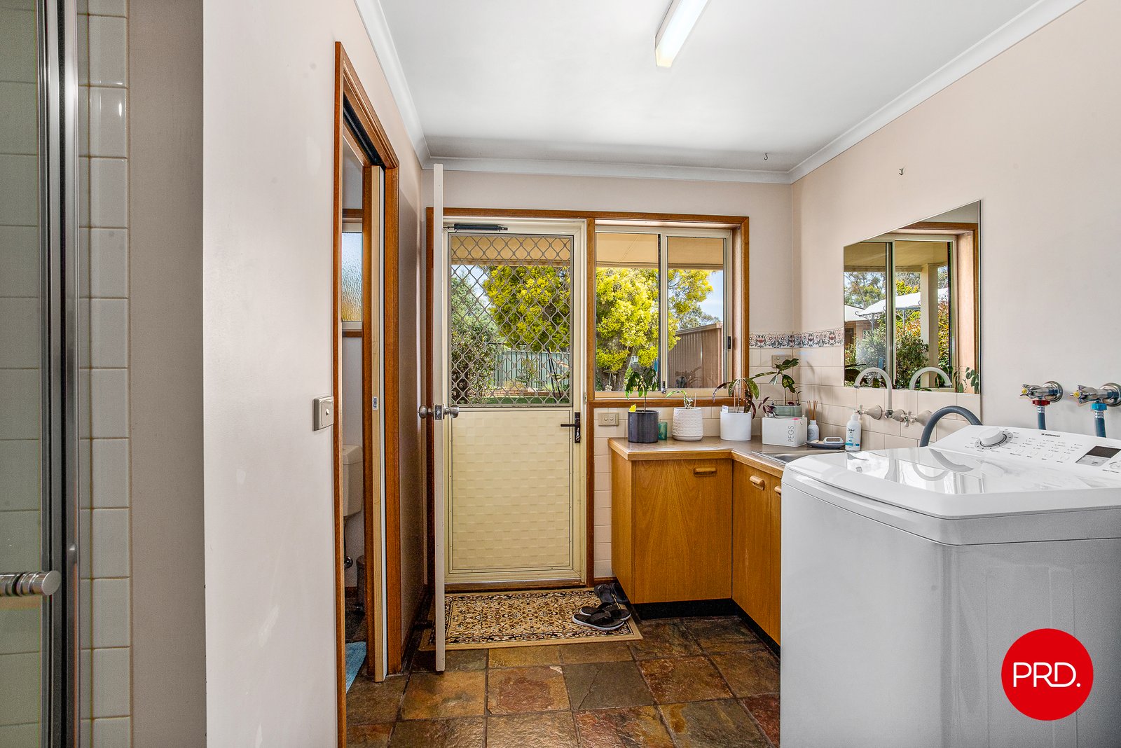 10 Phillis Street KANGAROO FLAT 15