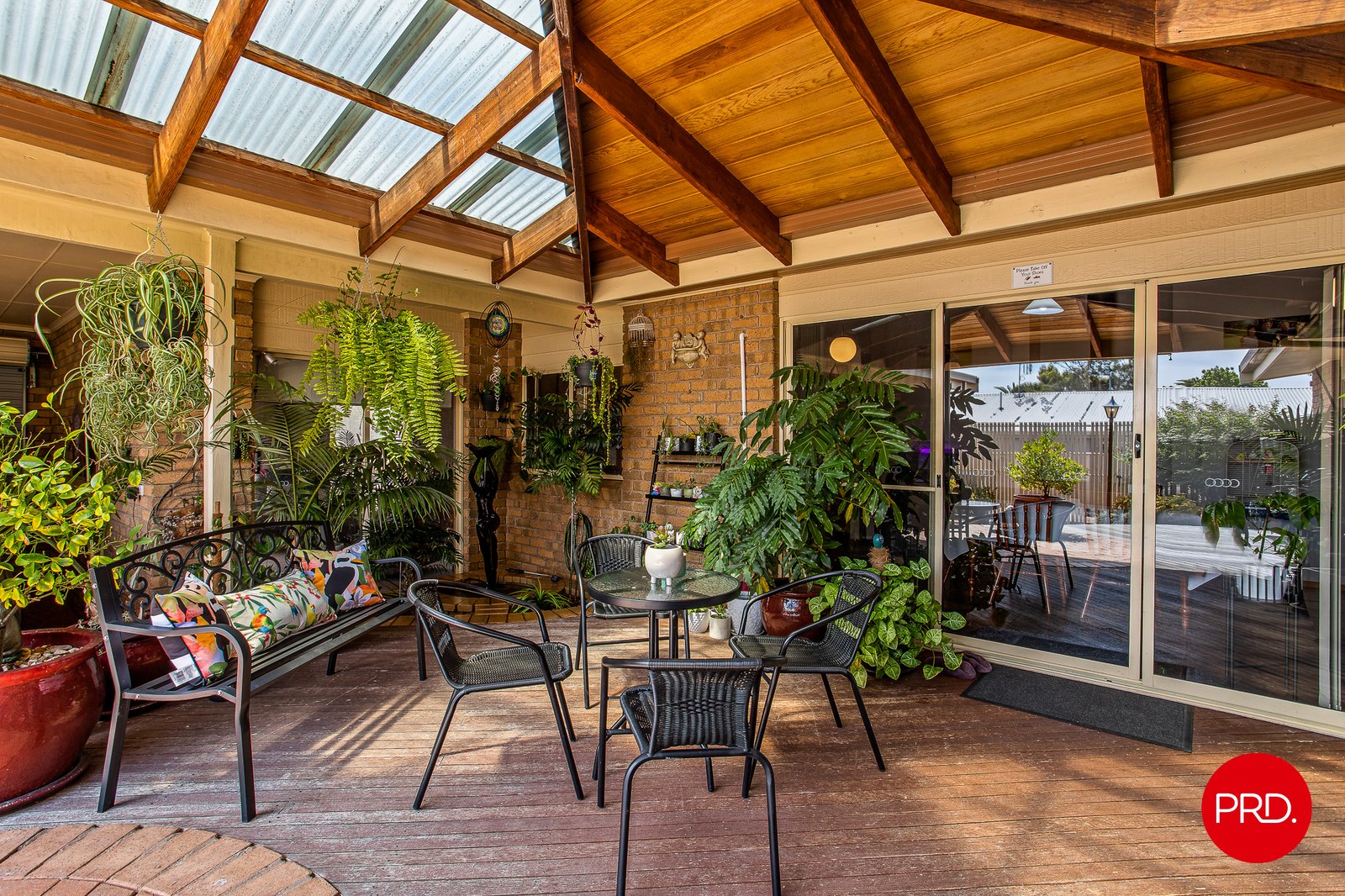 10 Phillis Street KANGAROO FLAT 16