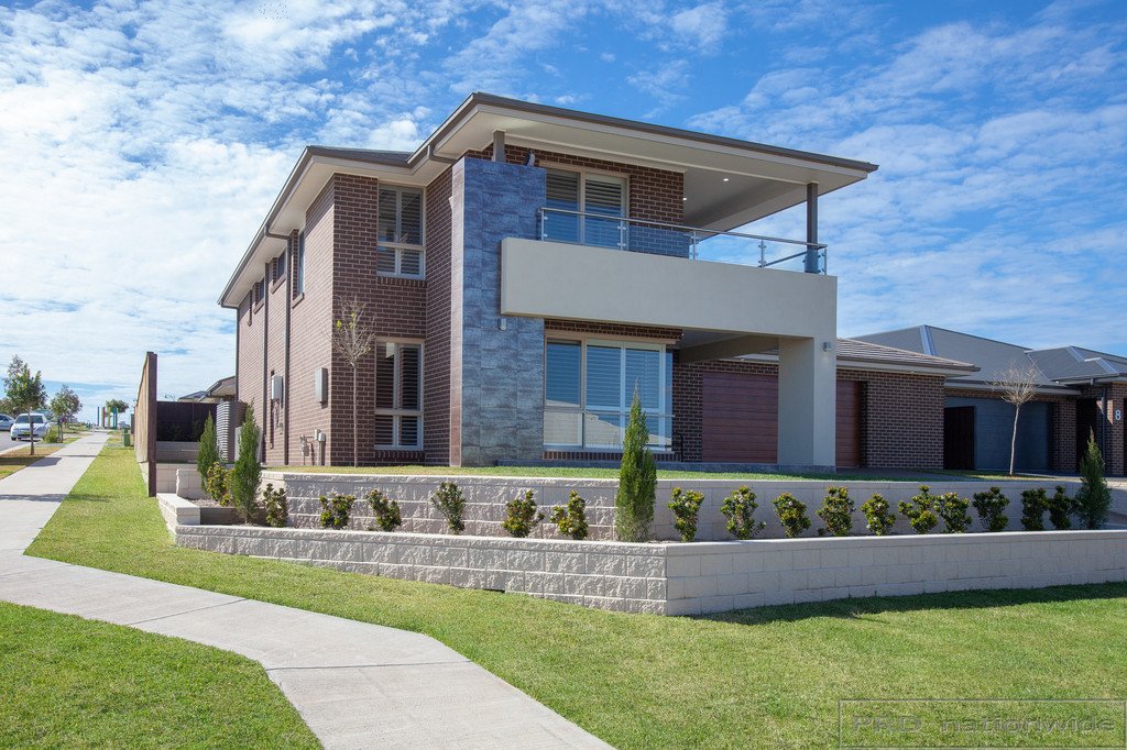 10 Pinchtail Street CHISHOLM 1