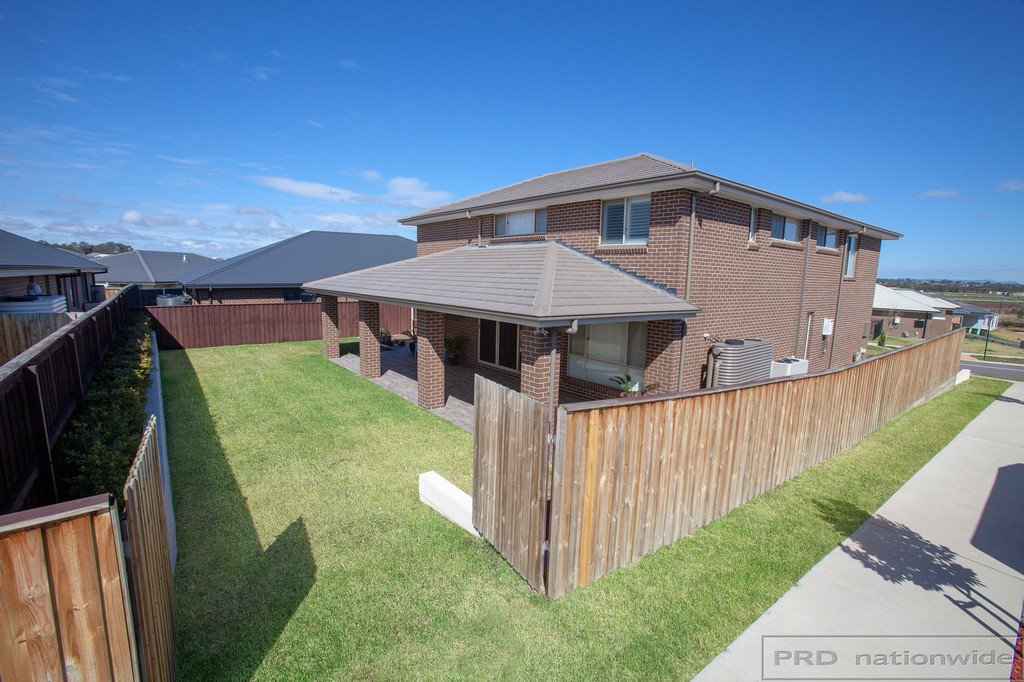 10 Pinchtail Street CHISHOLM 20