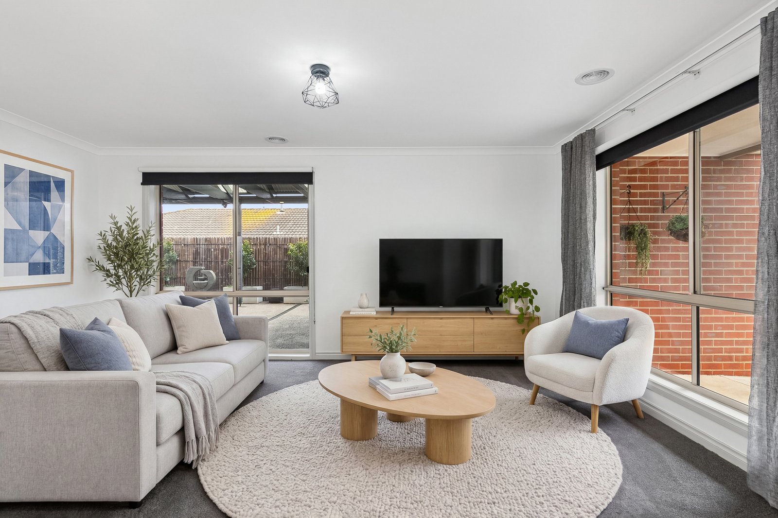 Gallery: 10 Pinewood Place
