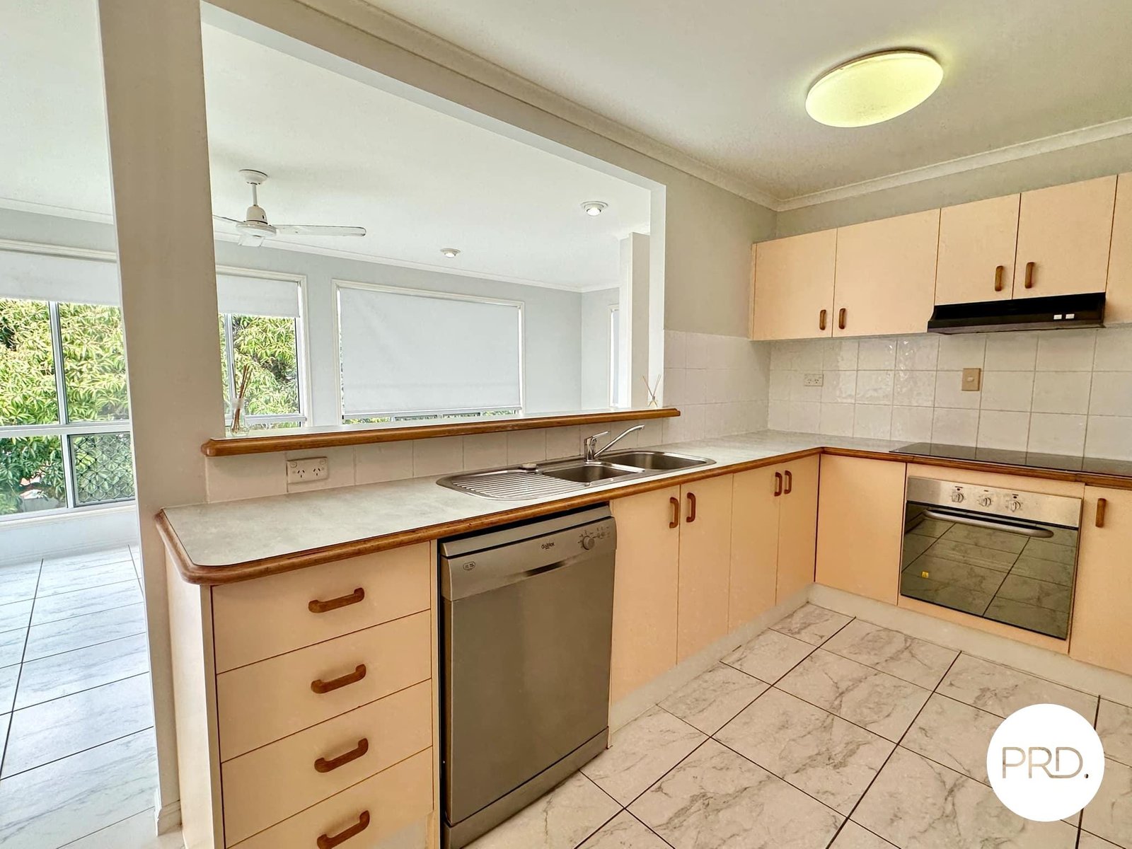 10 Polmaise Street BOYNE ISLAND 6