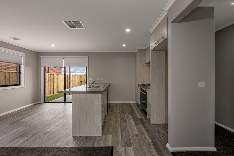 Gallery: 10 Pontiac Drive