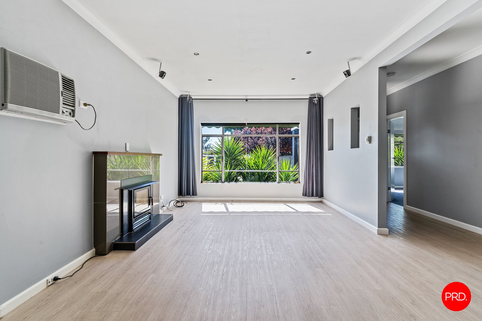 10 Poplar Street GOLDEN SQUARE 4