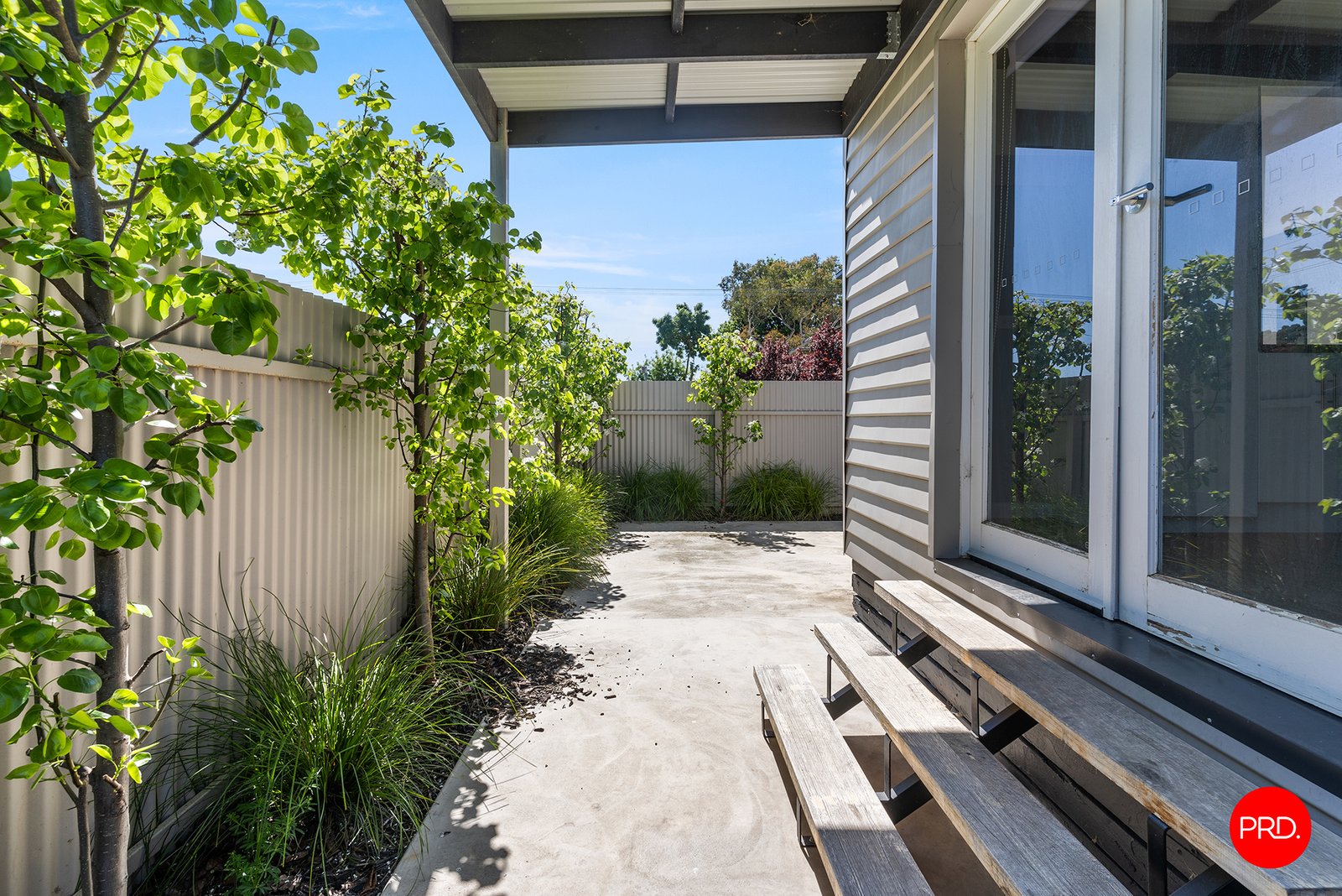 10 Poplar Street GOLDEN SQUARE 13