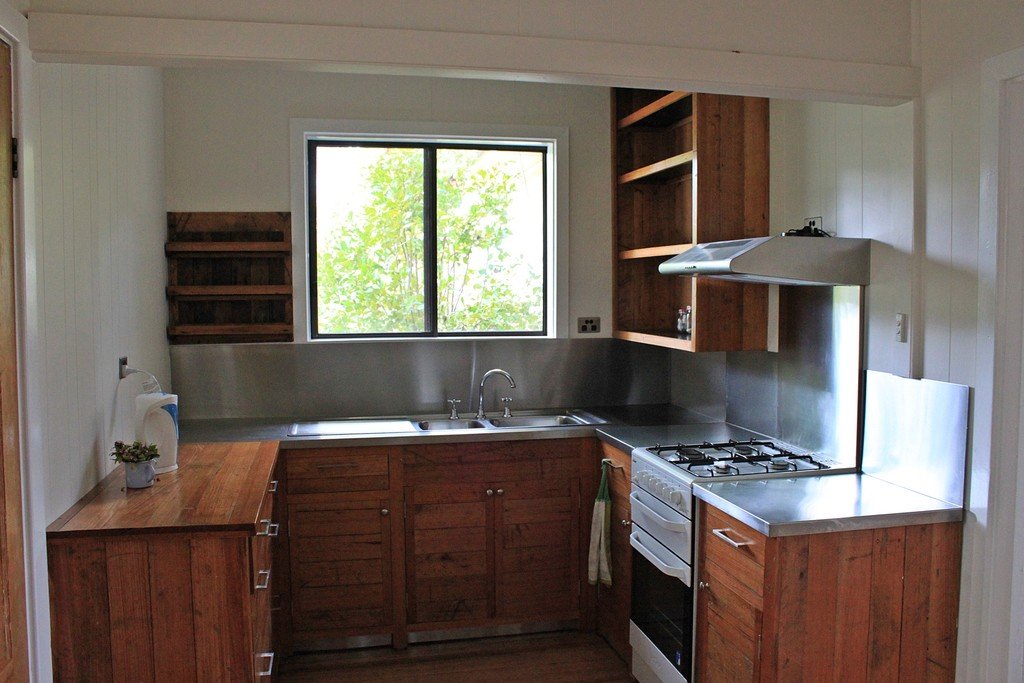 10 Power Street TUMBARUMBA 6