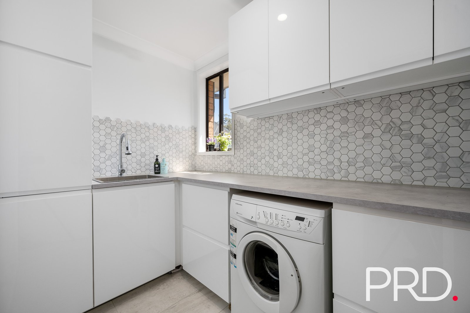 10 Powhatan Street GREENFIELD PARK 8