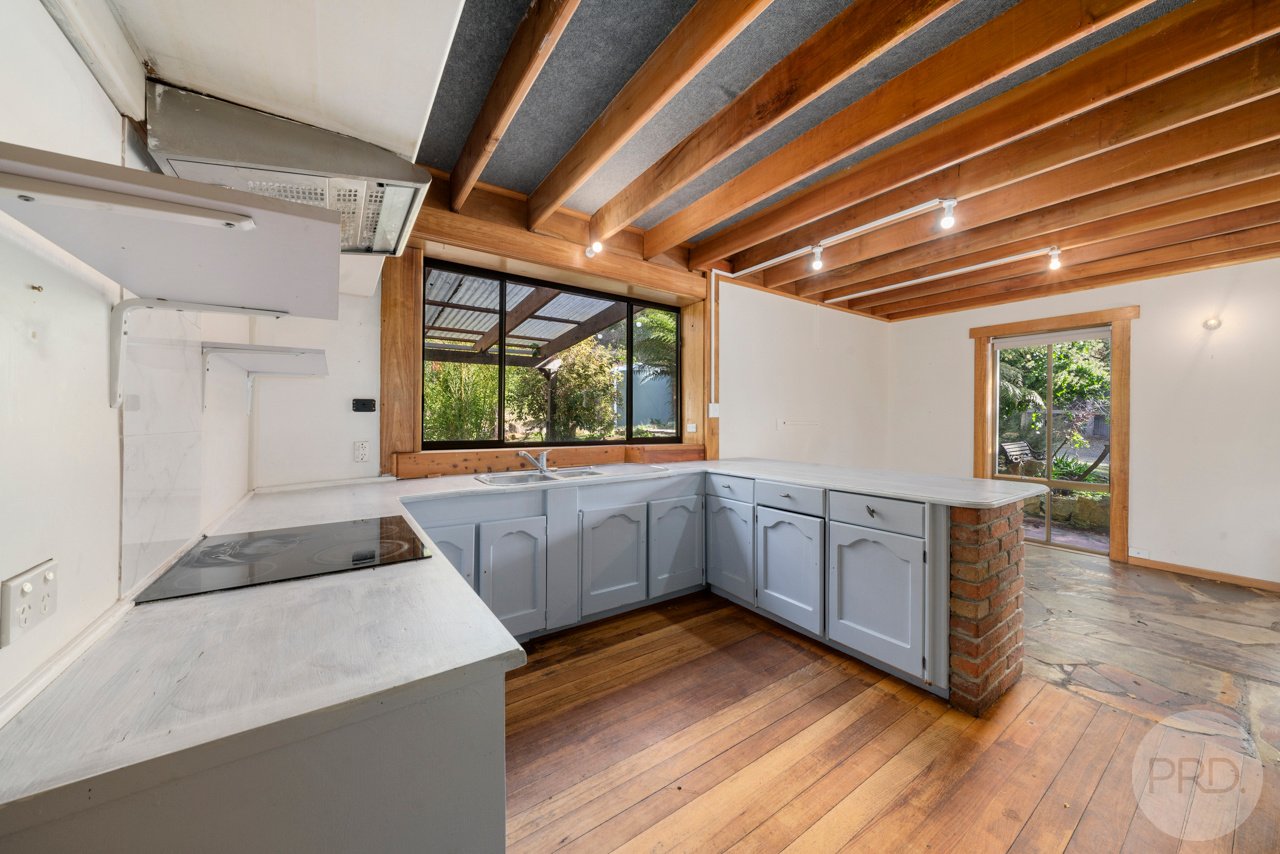 10 Pregnells Road ALLENS RIVULET 11