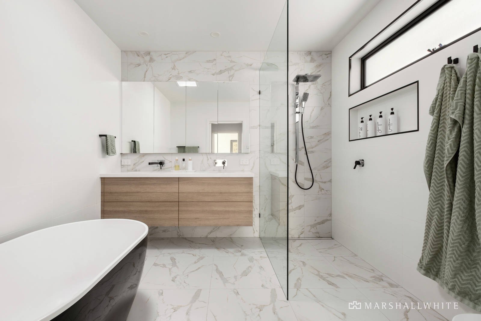 10 Ramona Avenue, Malvern East, VIC