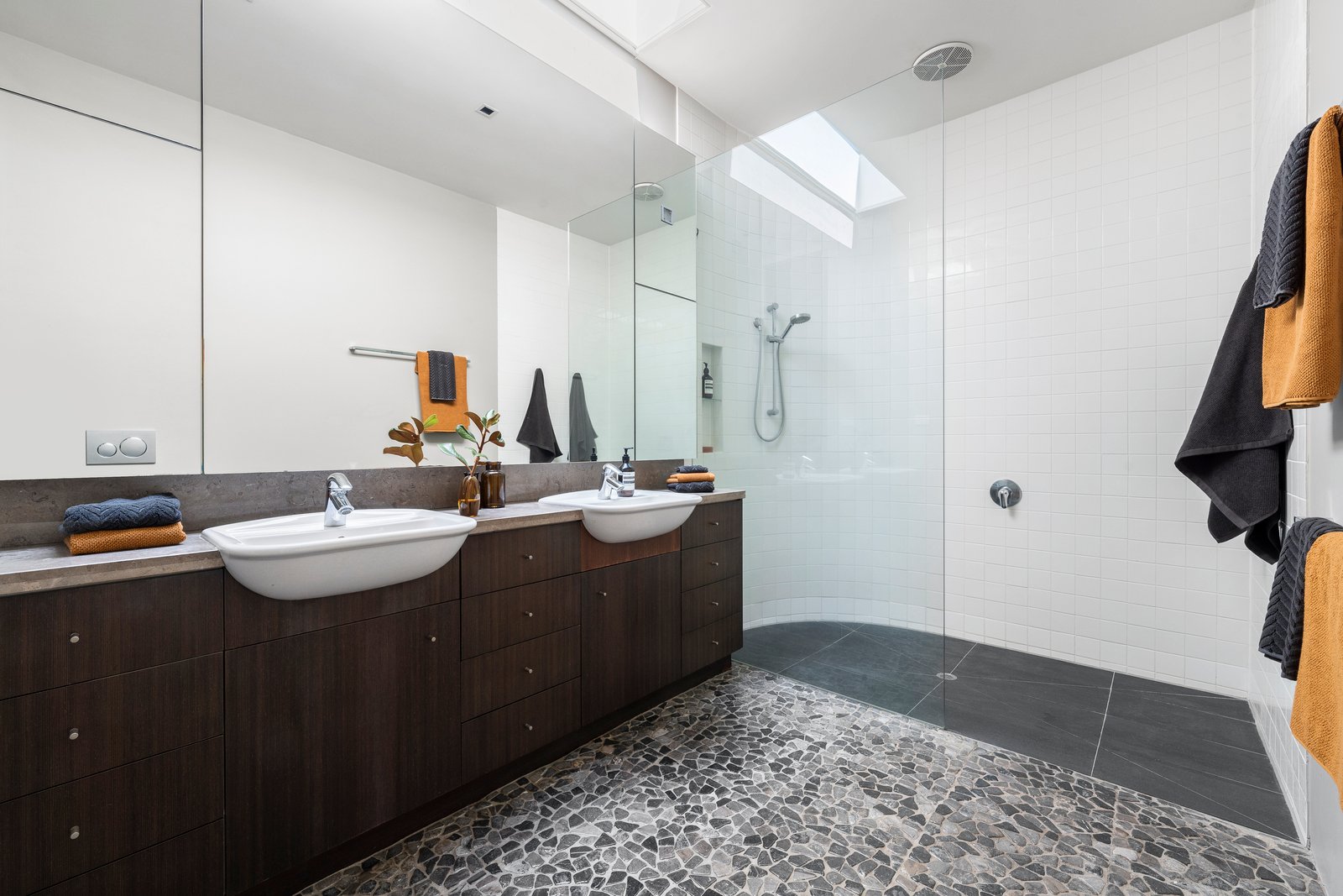 Real Estate and Property in 10 Raven Street, Kew, VIC