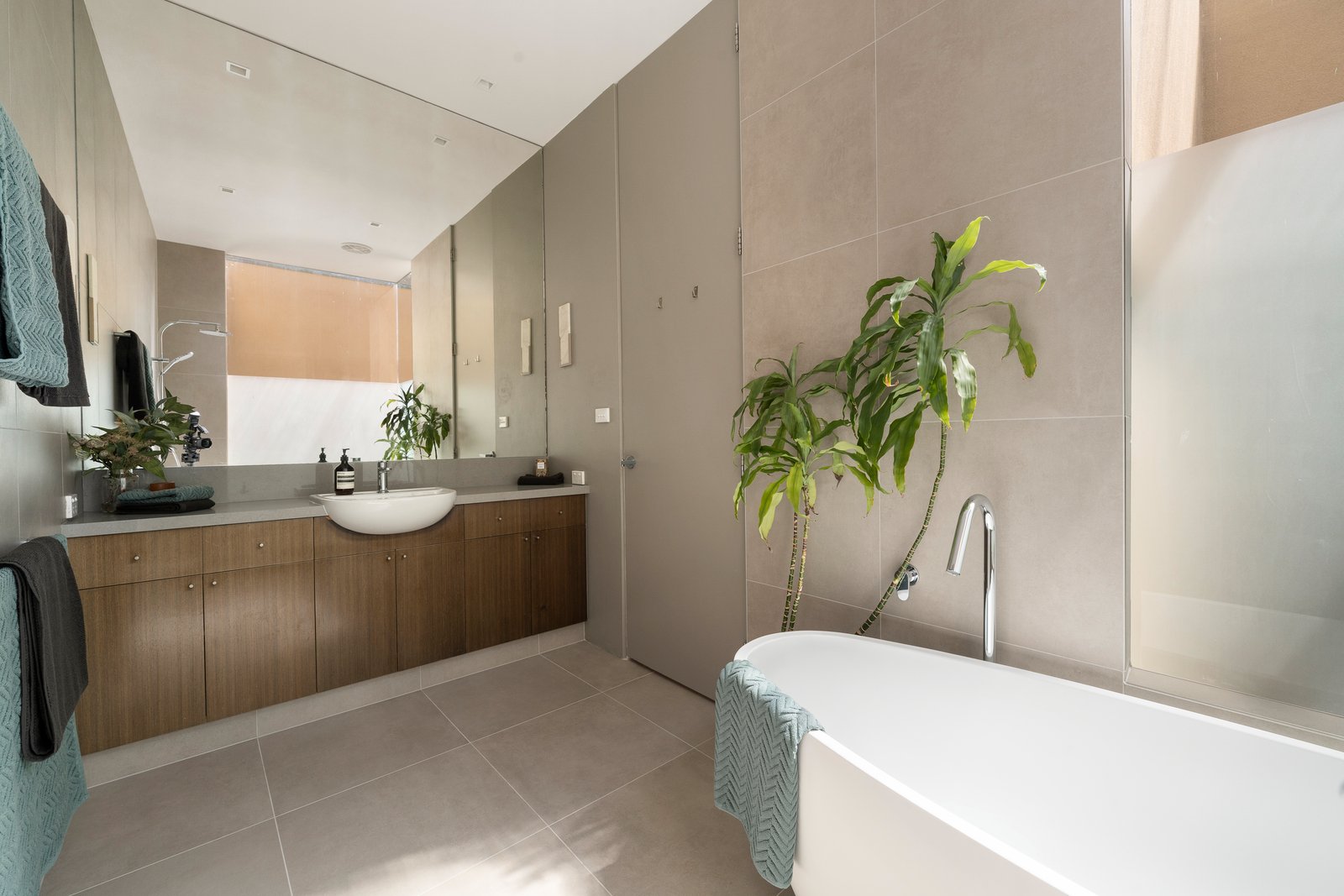 Real Estate and Property in 10 Raven Street, Kew, VIC