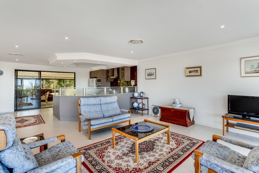 10 Raymond Avenue SALAMANDER BAY 5