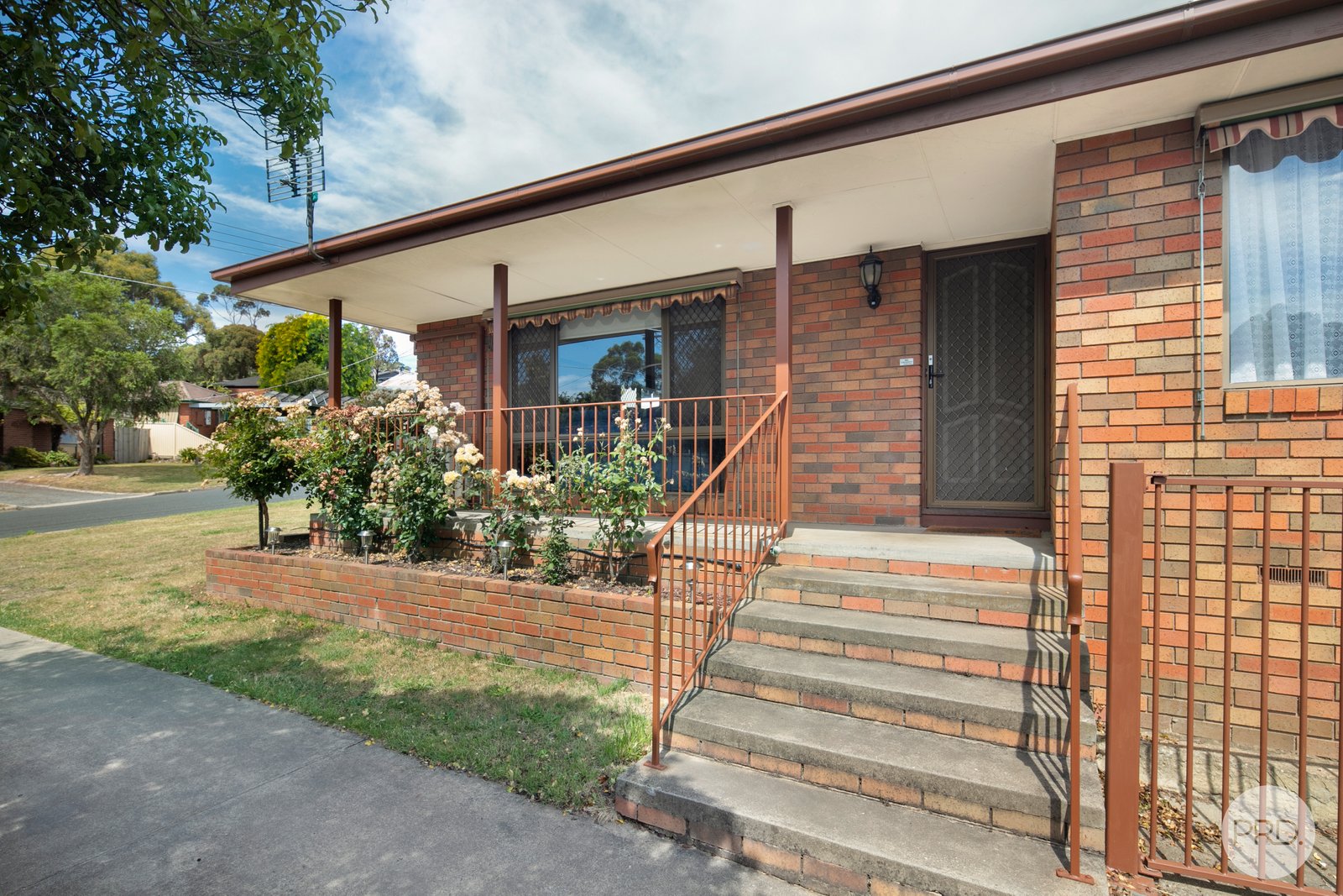 10 Raymond Cresent  BROWN HILL 3