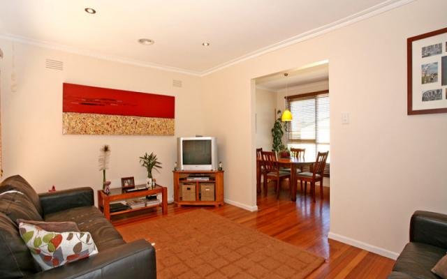 Gallery: 10 Riatta Avenue