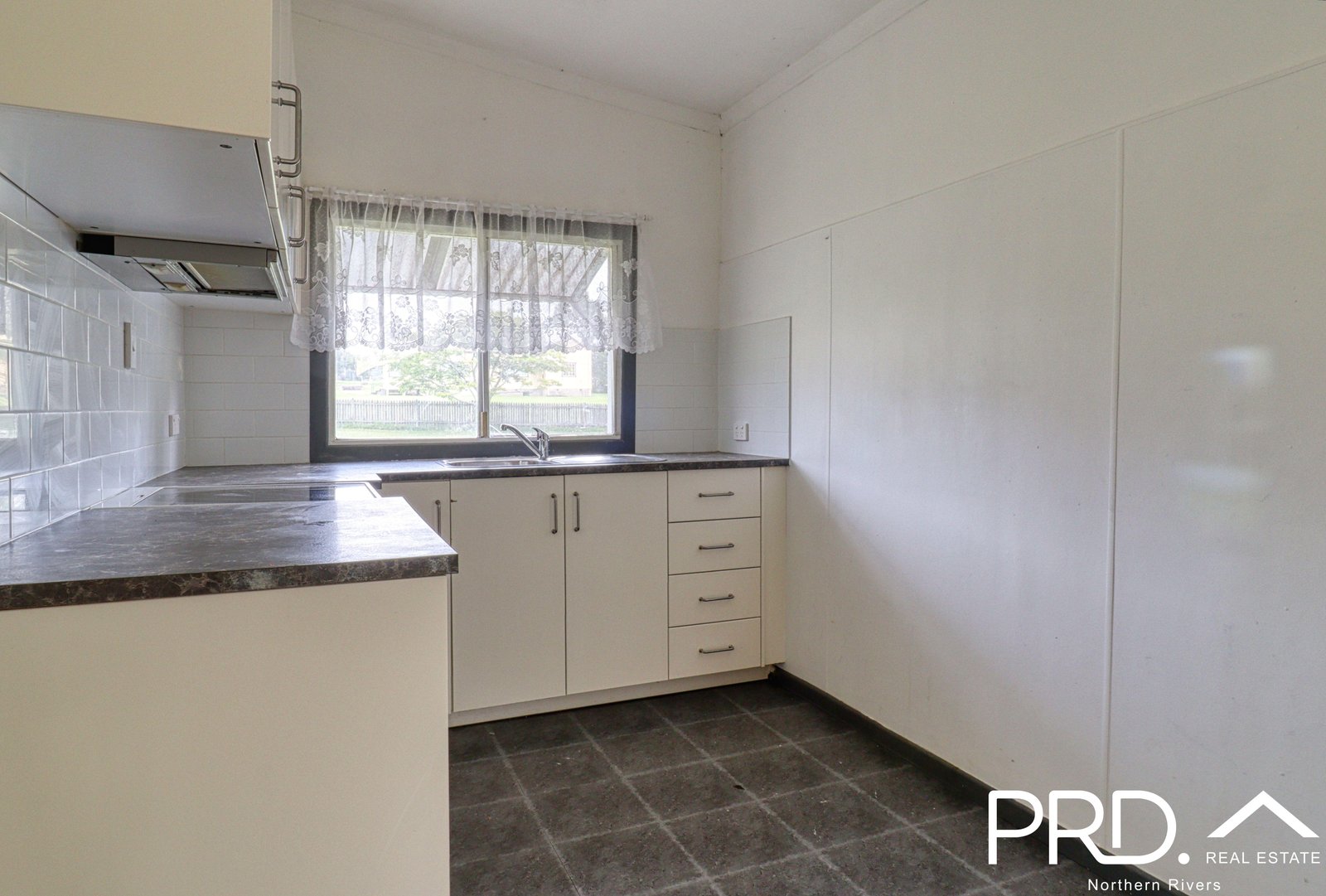 10 Richmond Street WOODENBONG 16