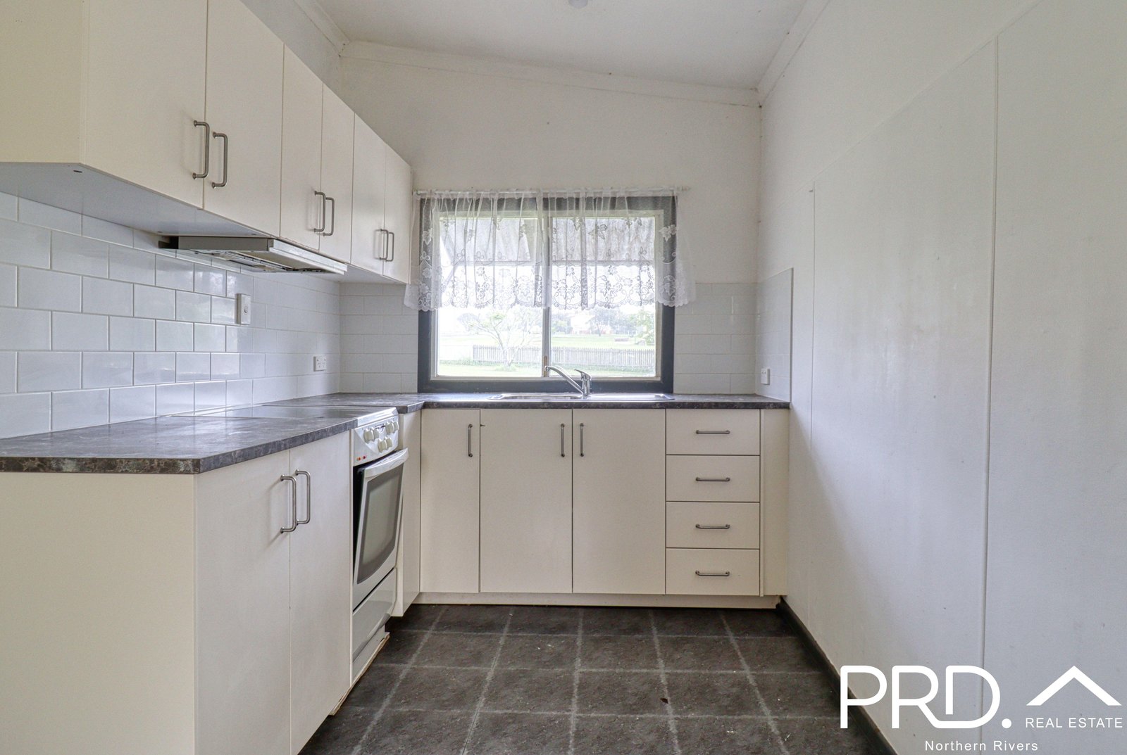 10 Richmond Street WOODENBONG 18