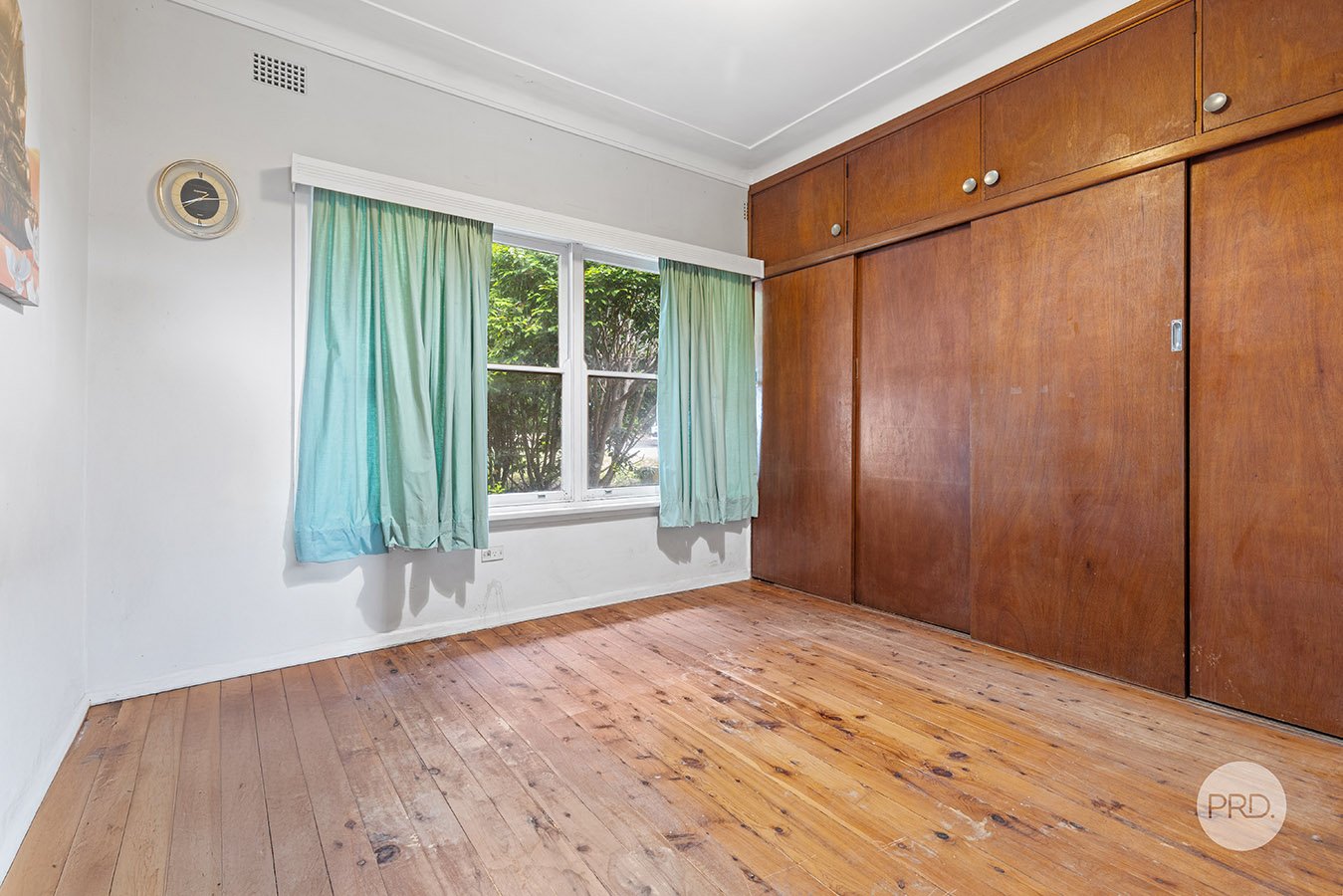 10 Riverside Drive LUGARNO 10