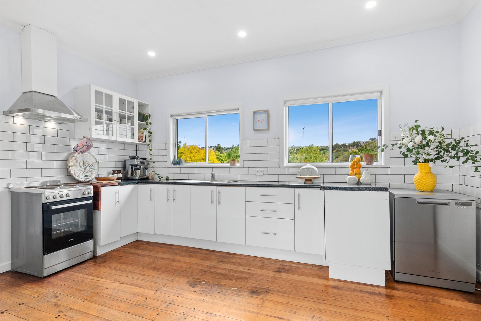 Gallery: 10 Roncliffe Road