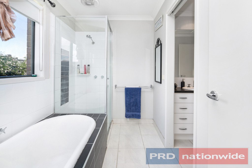 10 Rorey Street DELACOMBE 9