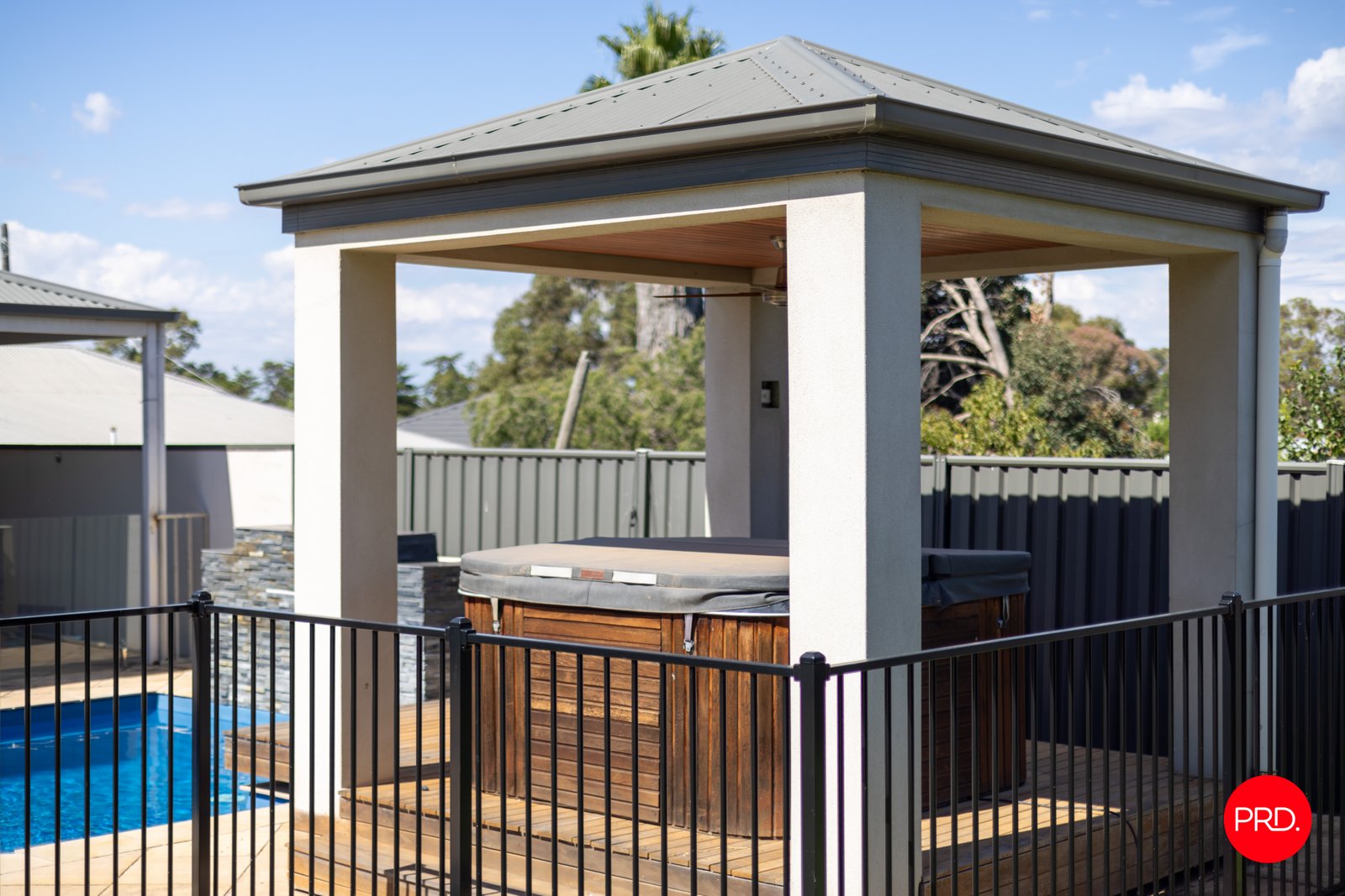10 Rose Street CALIFORNIA GULLY 19