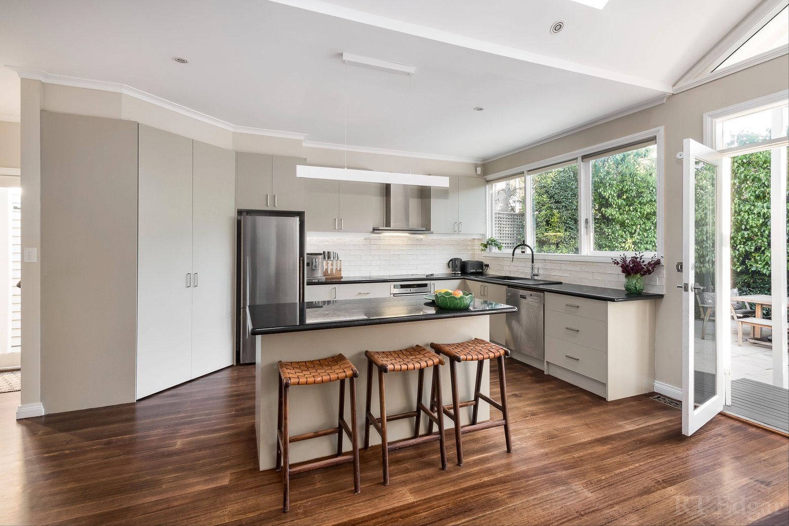 Real Estate and Property in 10 Roseberry Street, Hawthorn East, VIC