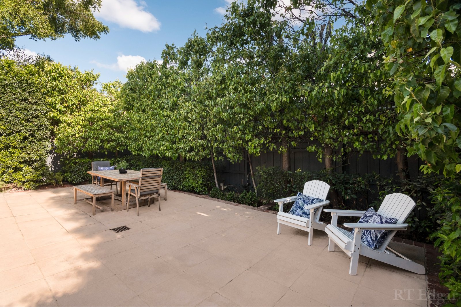 Real Estate and Property in 10 Roseberry Street, Hawthorn East, VIC