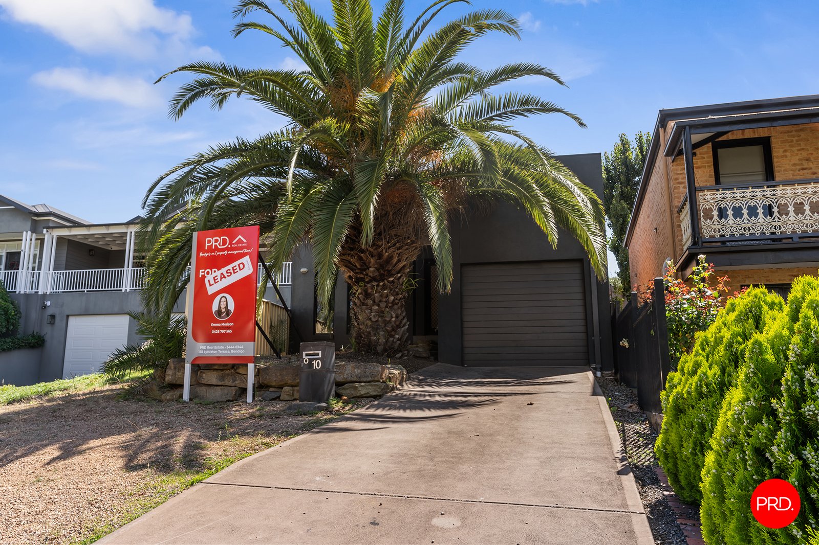 10 Roslyn Court KENNINGTON 1