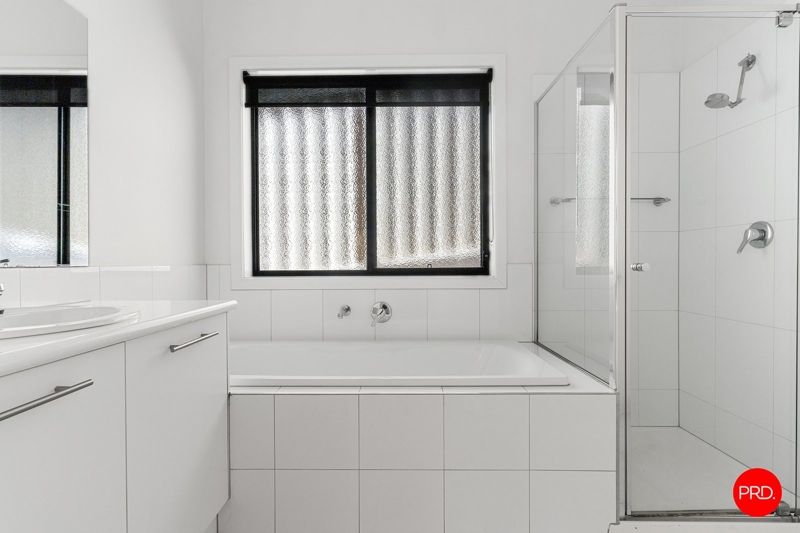 10 Roslyn Court KENNINGTON 11