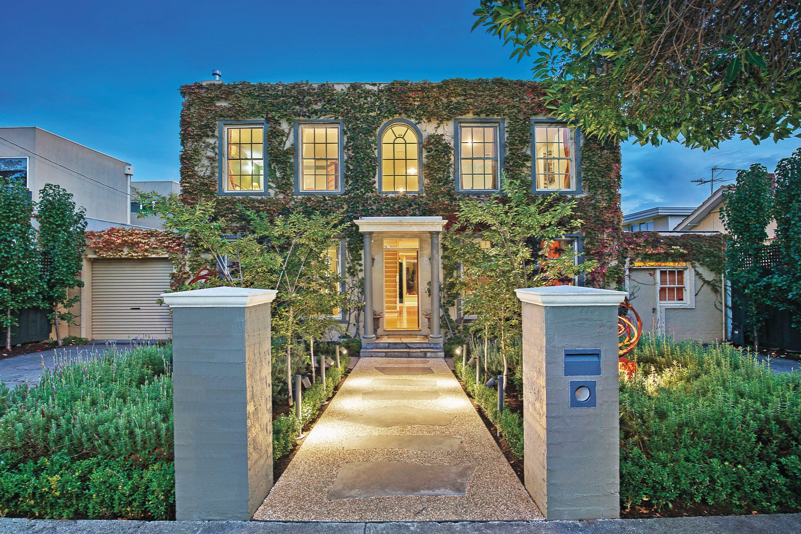 10 Rosslyn Street, Hawthorn East, VIC