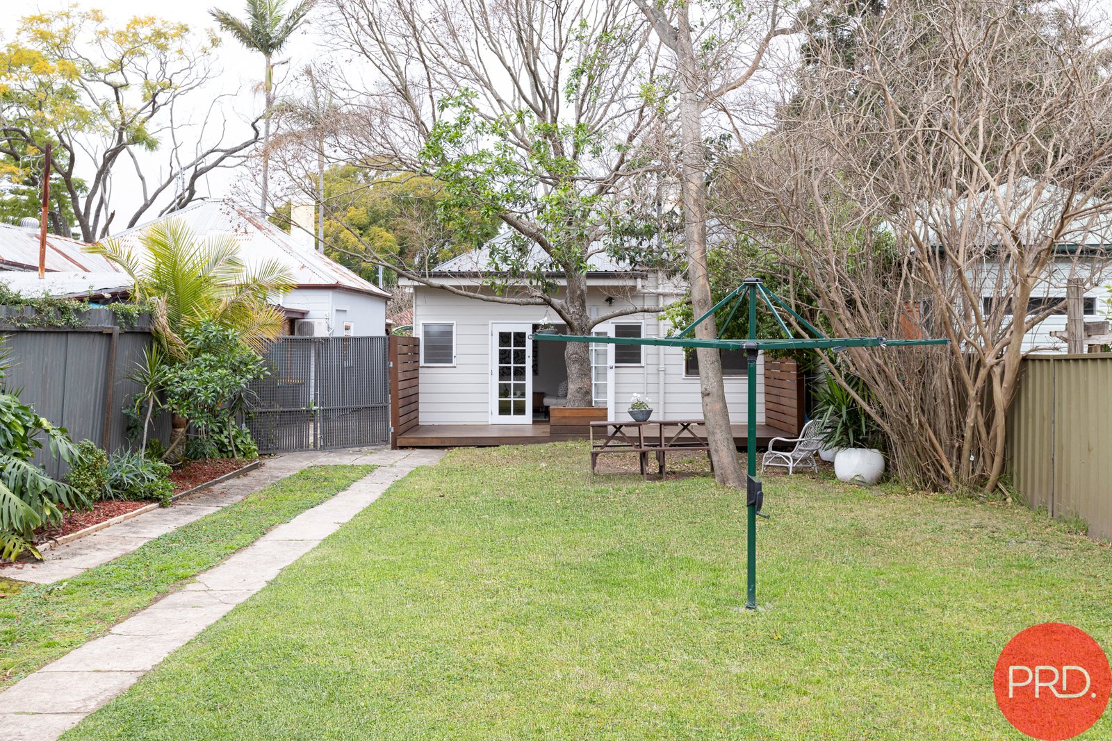 10 Roxburgh Street LORN 15