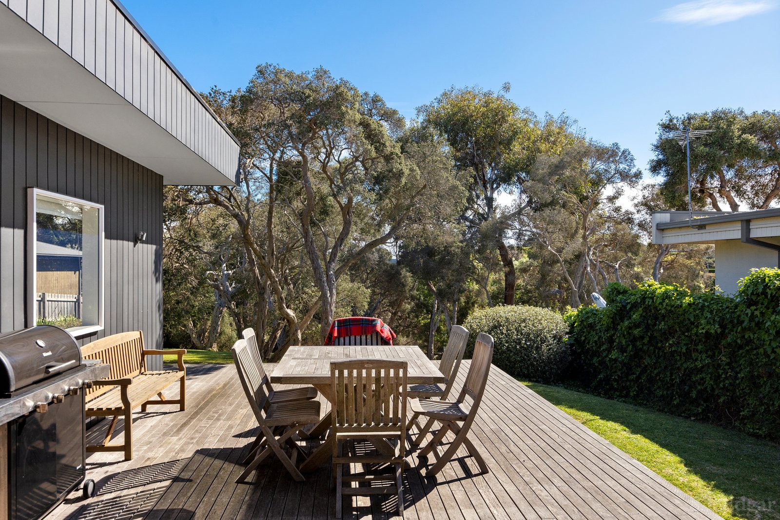 Real Estate and Property in 10 Royal Avenue, Portsea, VIC