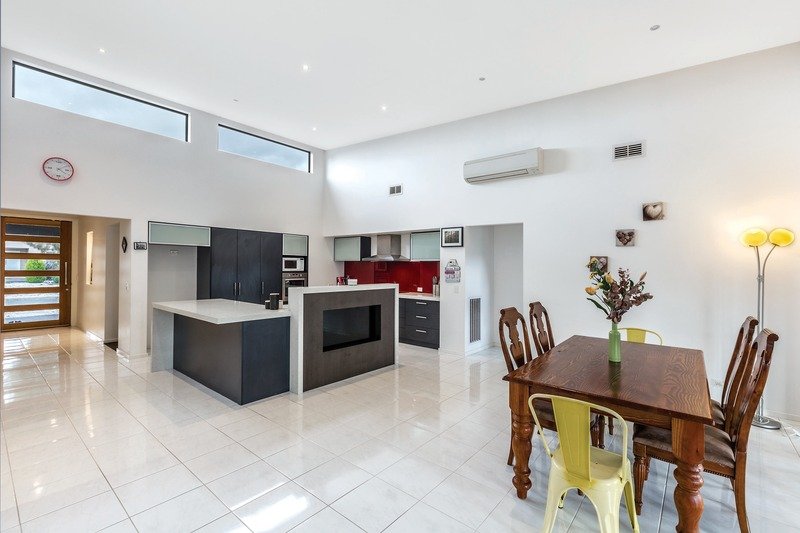 Gallery: 10 Rundell Place