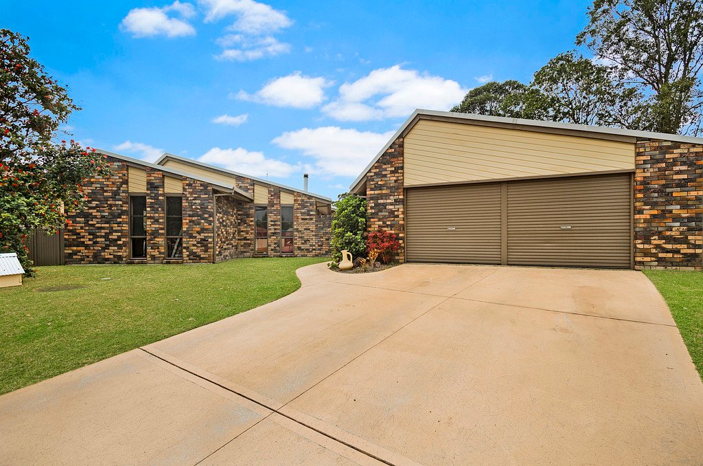 10 Sandpiper Close LAKEWOOD 1