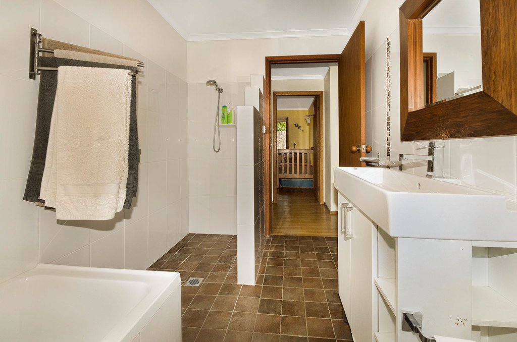10 Sandpiper Close LAKEWOOD 11
