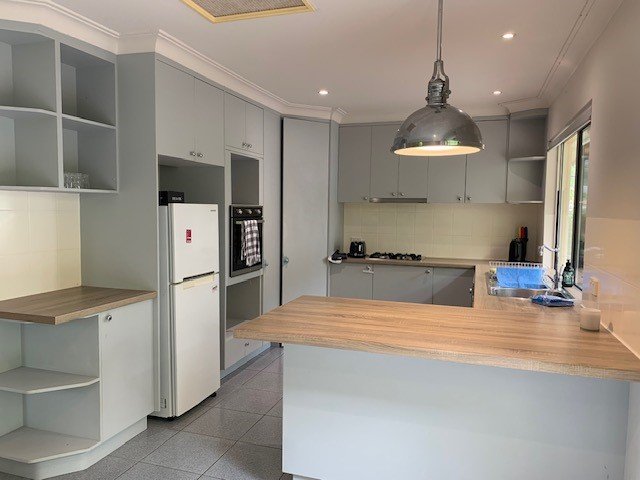 10 Sandy Beach Road KORORA 6