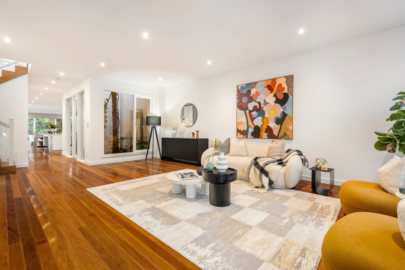 Gallery: 10 Sara Avenue