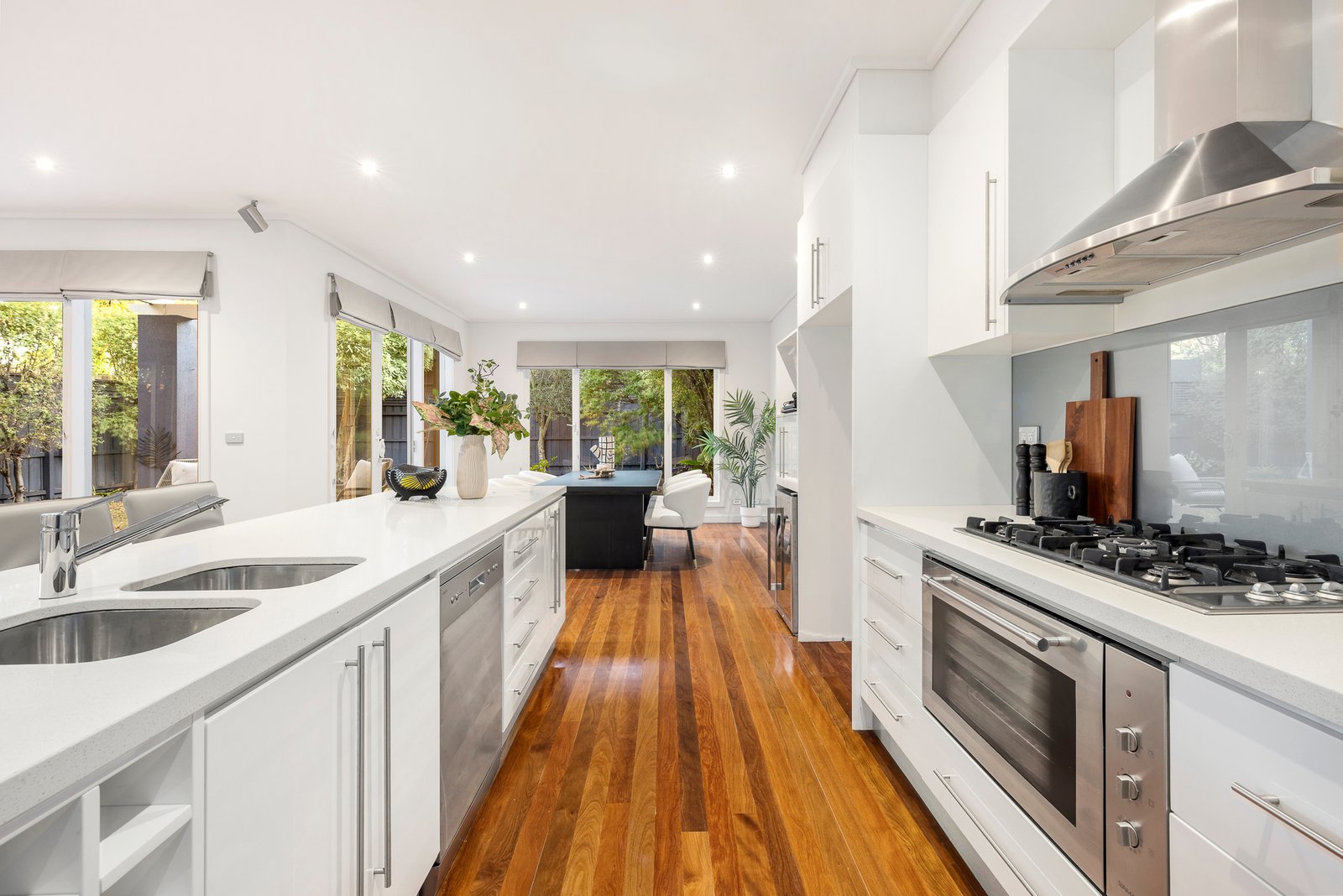 Gallery: 10 Sara Avenue