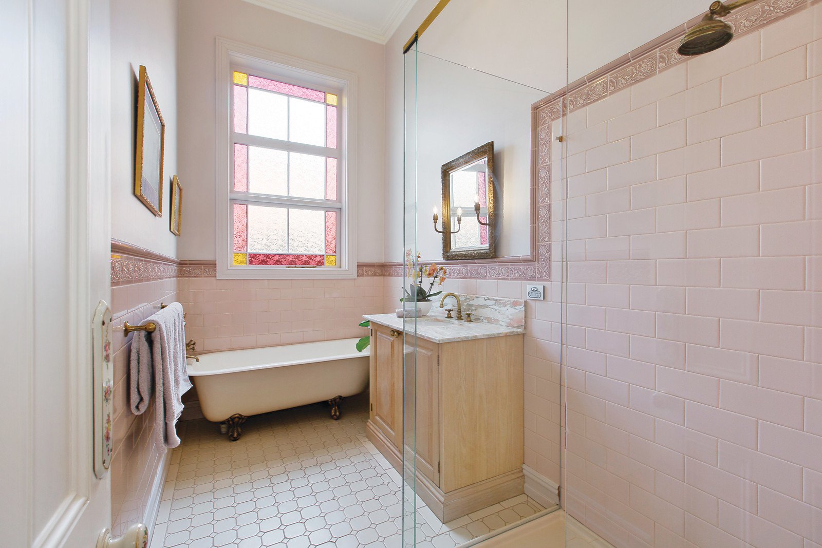 10 Scott Street, Canterbury, VIC