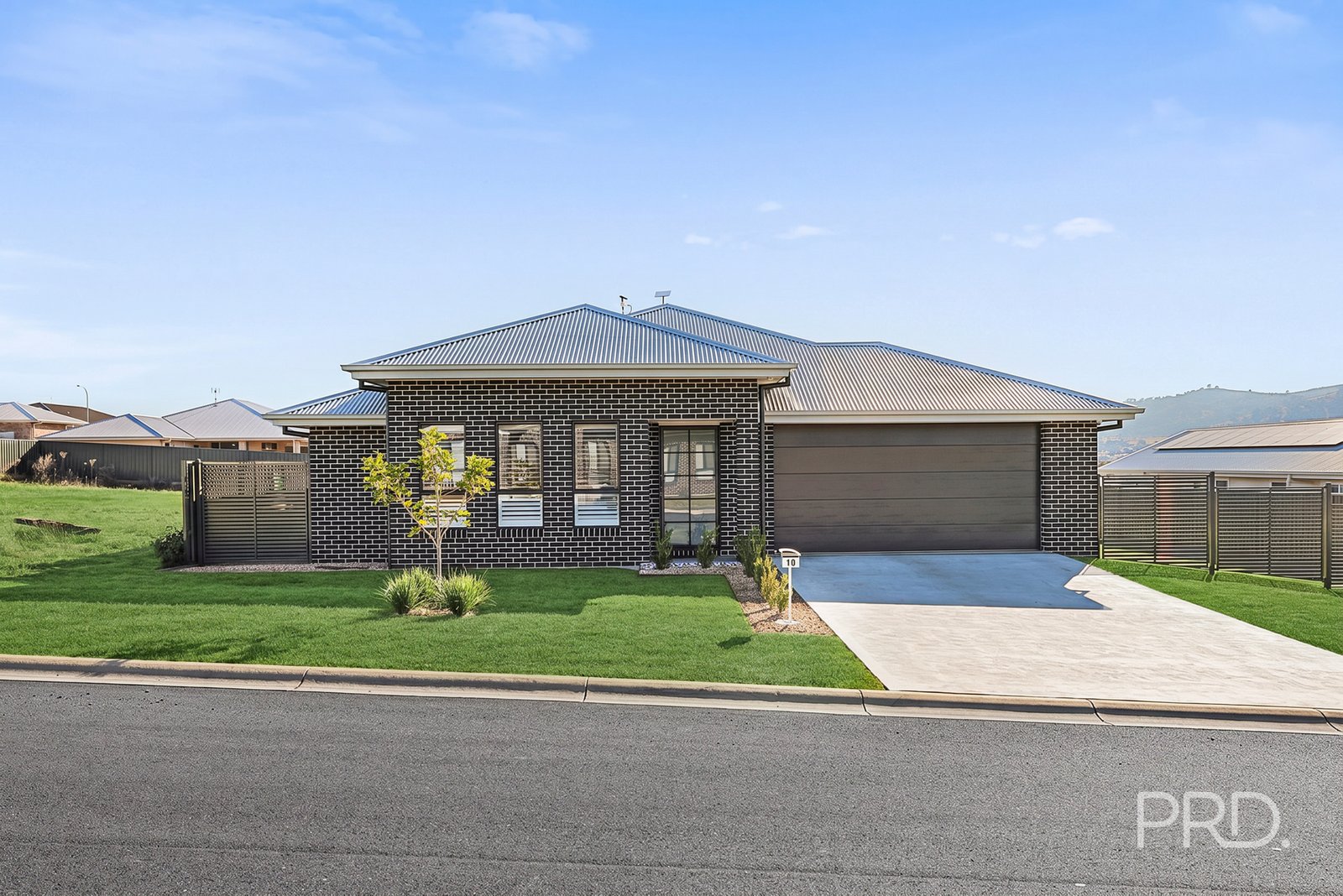 10 Sea Eagle Avenue TAMWORTH 2
