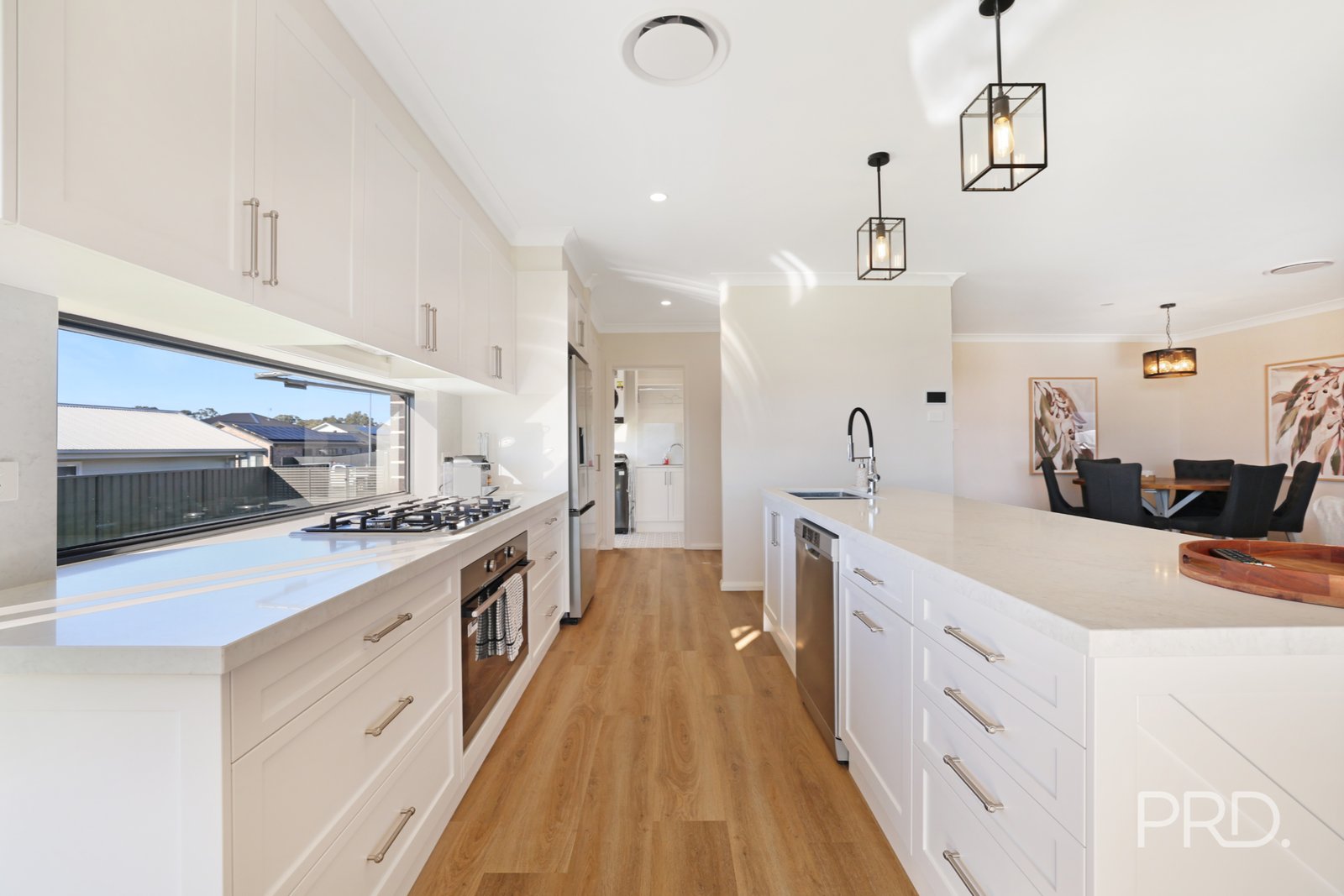 10 Sea Eagle Avenue TAMWORTH 11