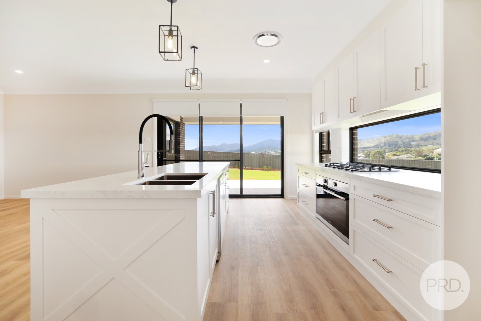 10 Sea Eagle Avenue TAMWORTH 13