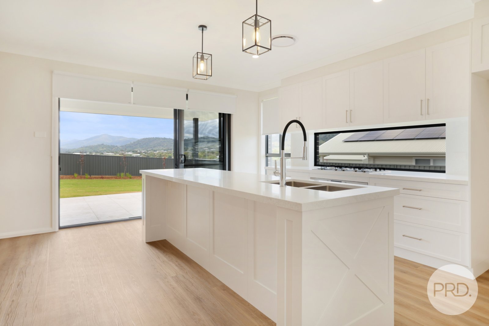 10 Sea Eagle Avenue TAMWORTH 14