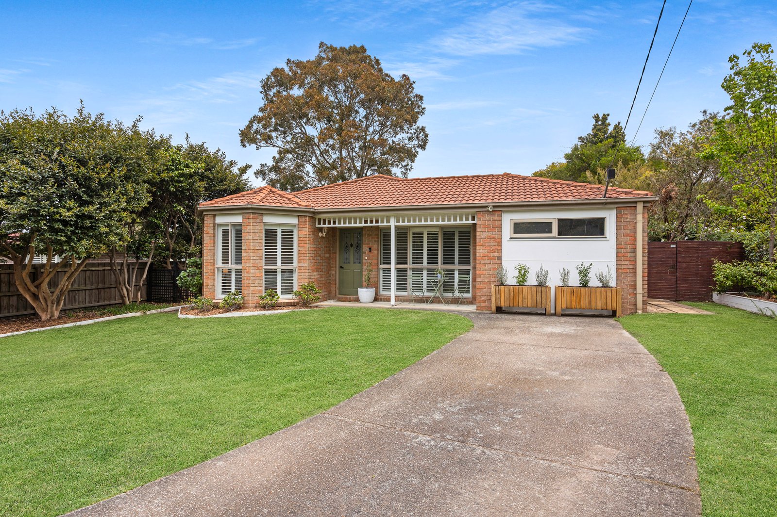 Gallery: 10 Seabreeze Street