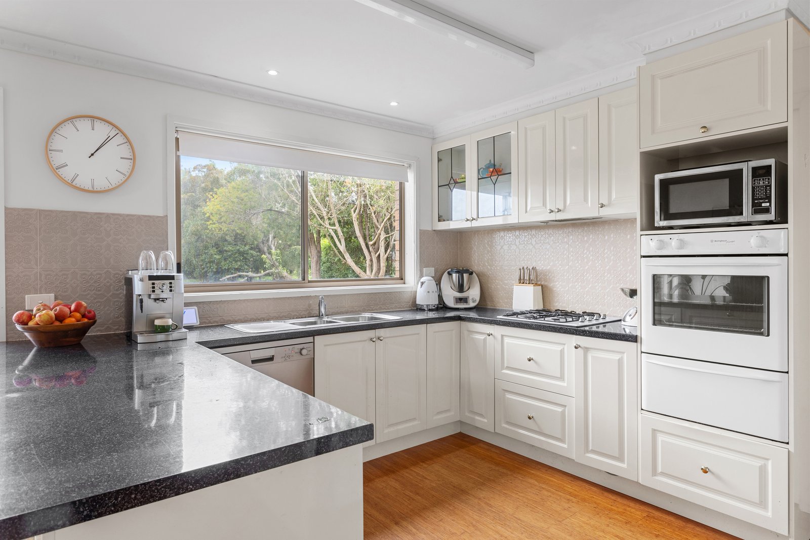 Gallery: 10 Seabreeze Street